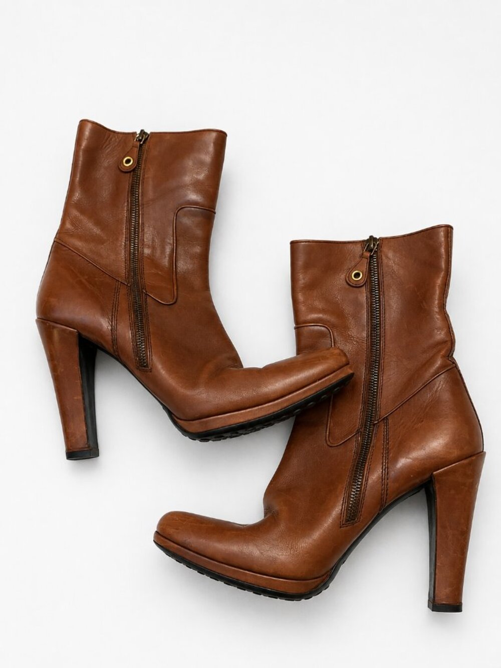 Car Shoe by Prada Brown Leather Block Heel Ankle Booties Size 8.5 Italy
